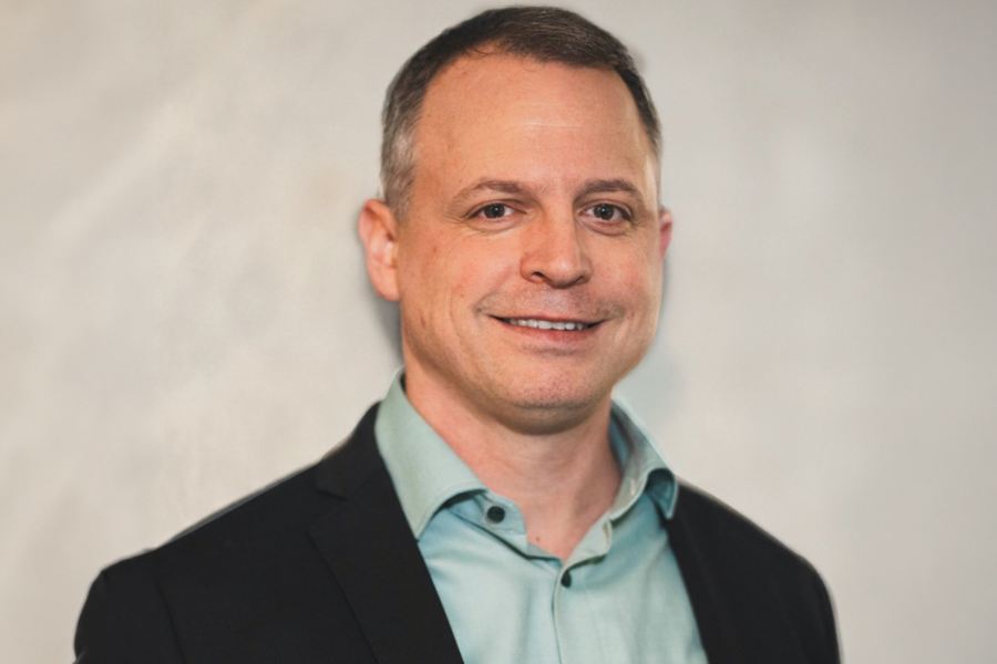 Jens Pfeiffer, Senior Sales Manager Control & Communication DACH 