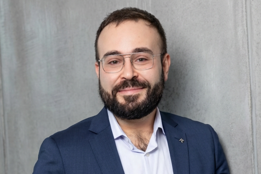 Toufic Fakih, Sales Manager Professional Products