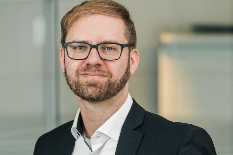 Christian Münch: Sales & Business Development Manager, Qvest Stream