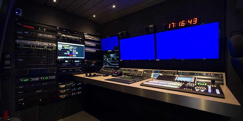 OB-VAN interior