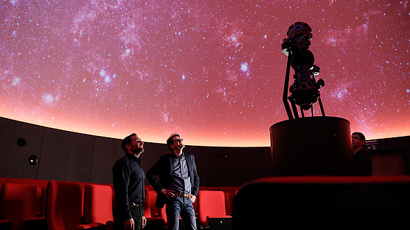 Halle Planetarium Projection